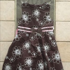 Girls dress